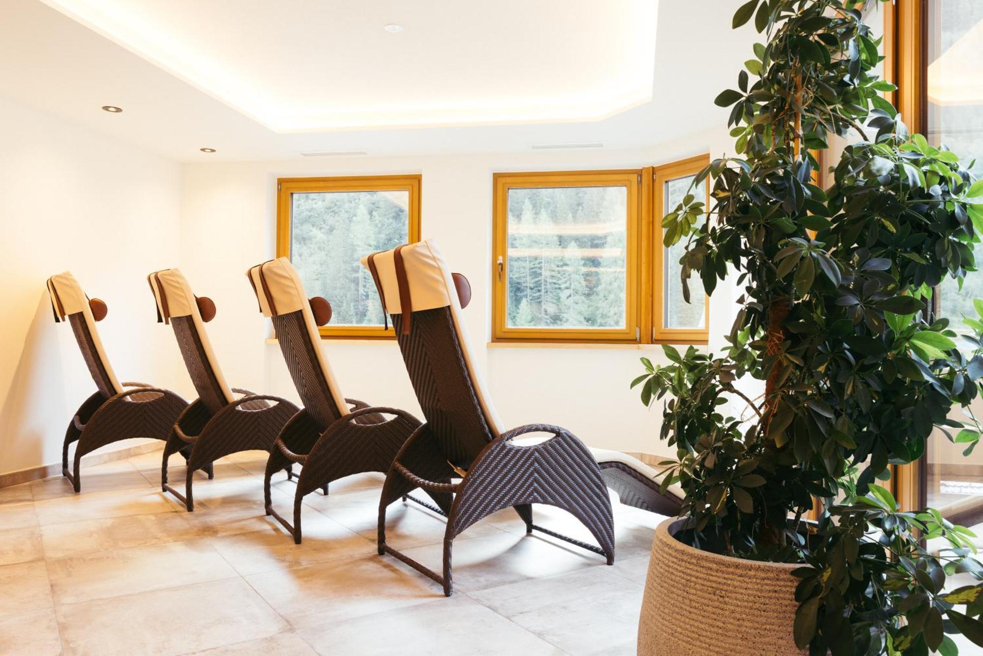 Hotel Neuhintertux Bagian luar foto