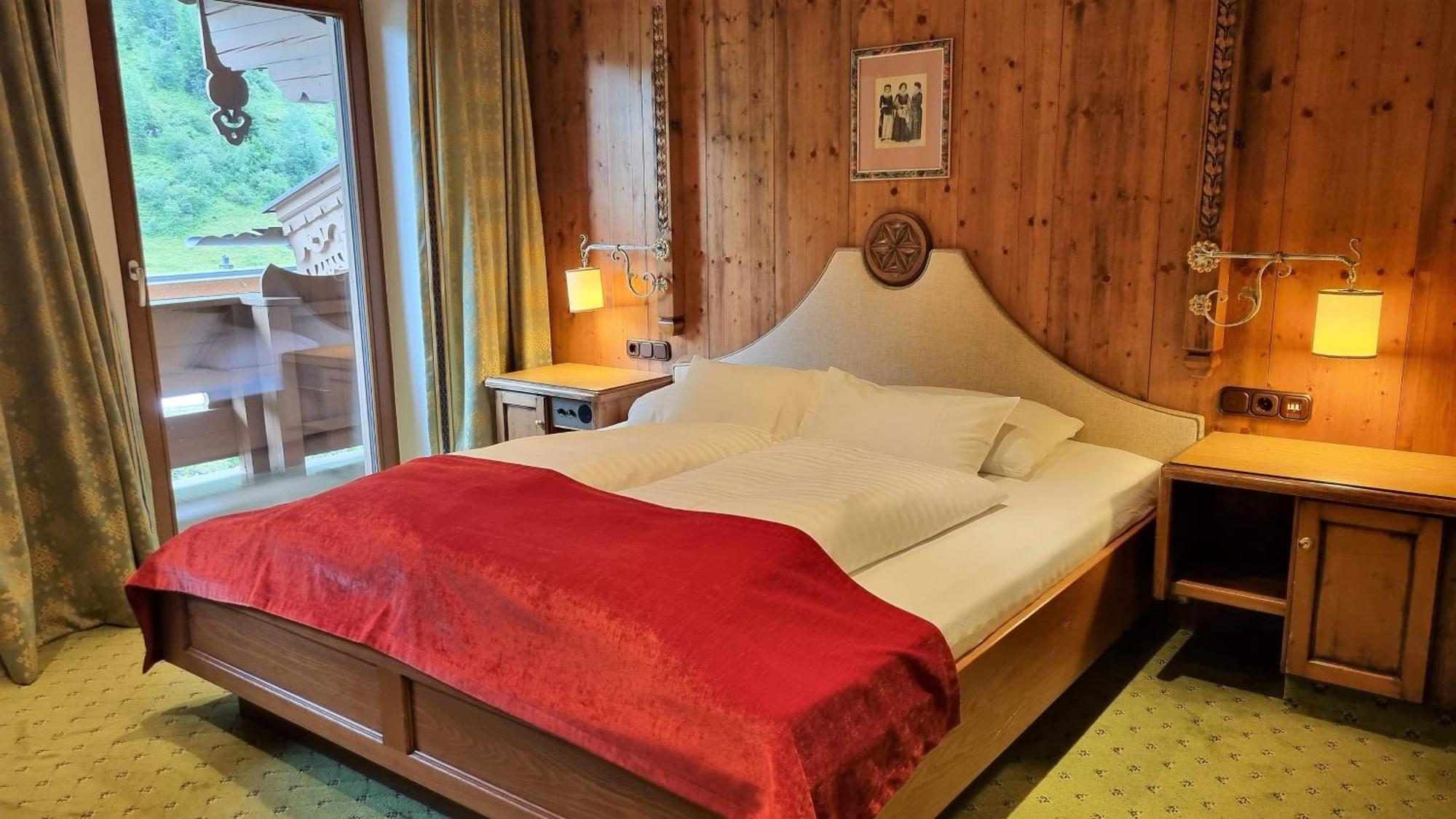 Hotel Neuhintertux Bagian luar foto