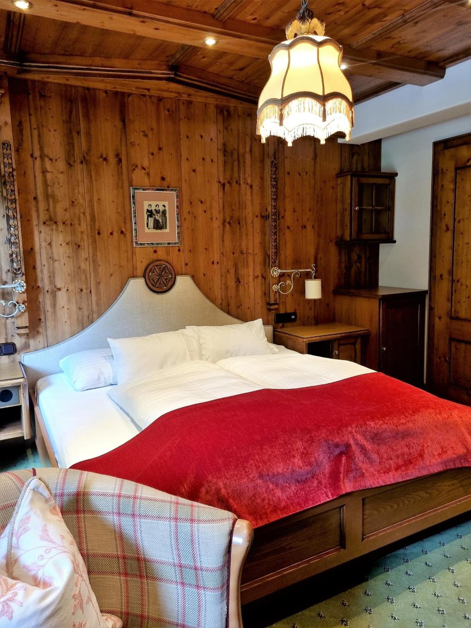 Hotel Neuhintertux Bagian luar foto